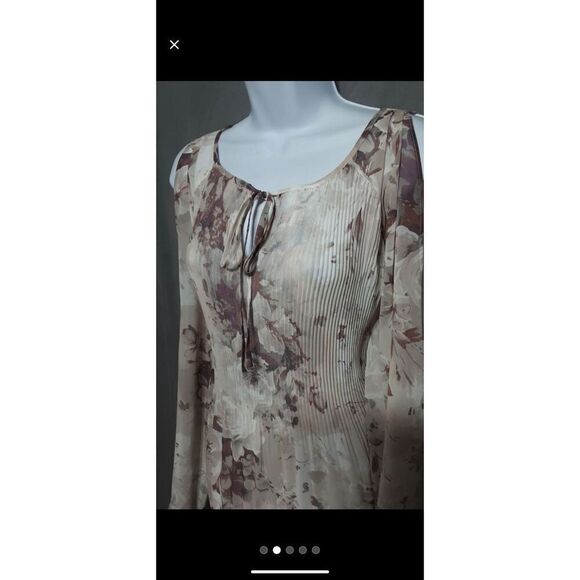 Jessica Simpson cold shoulder blouse med * - Picture 2 of 5